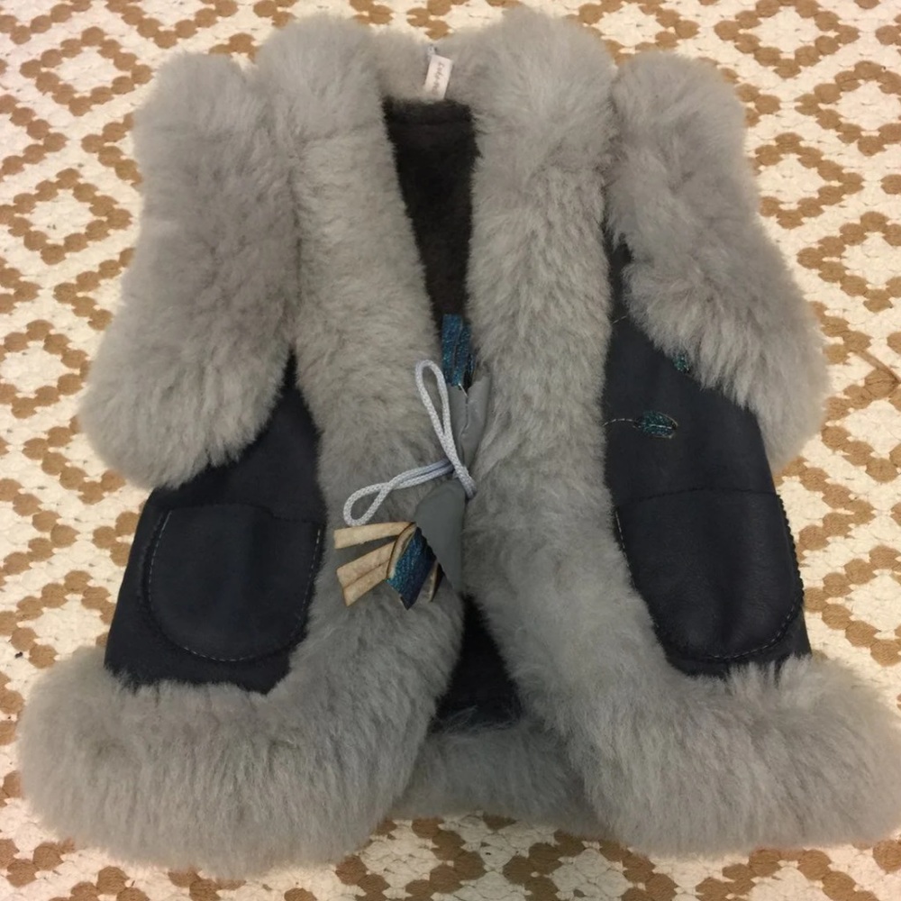 Girls shearling vest